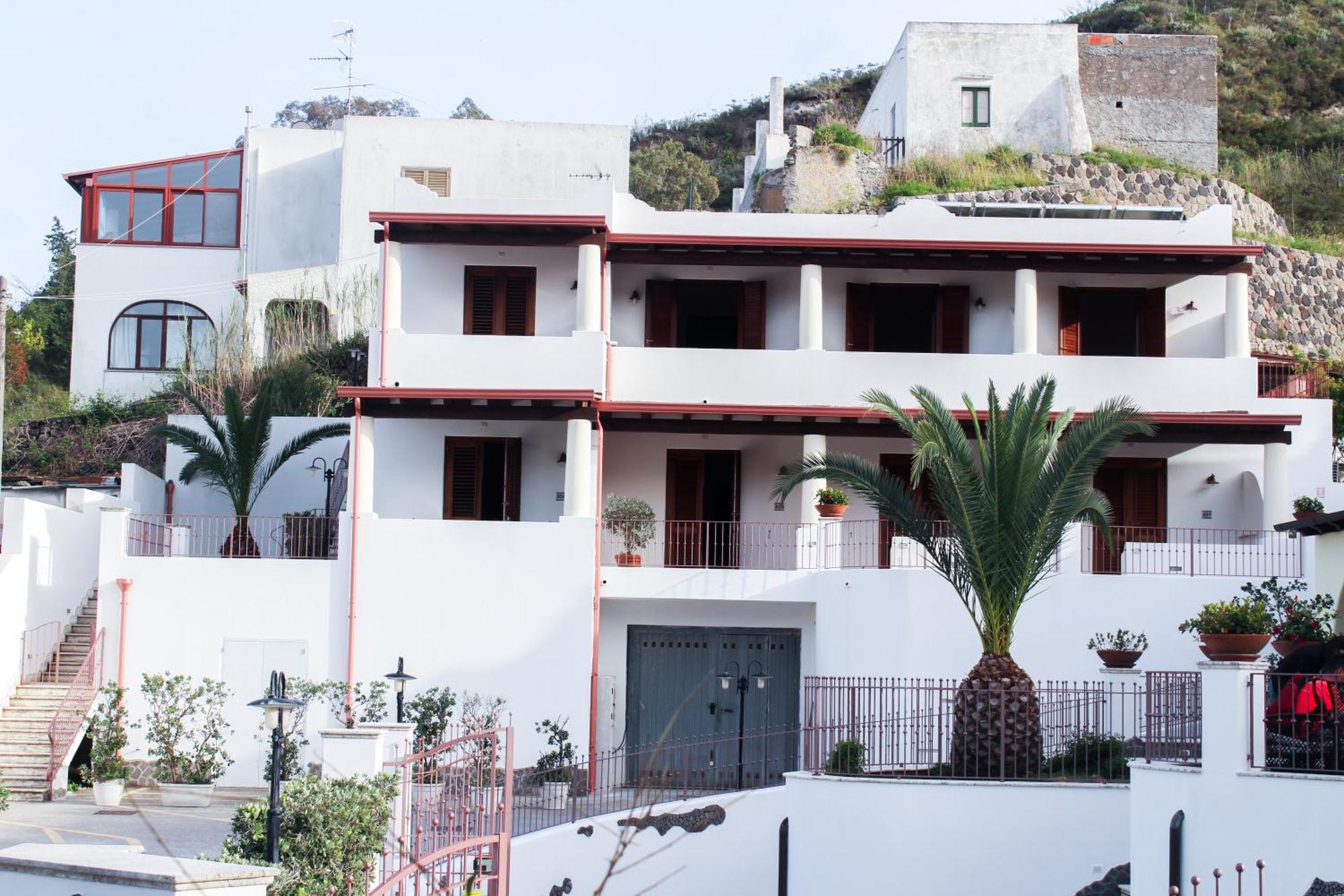 Affittacamere A F R O D I T E Città di Lipari Esterno foto